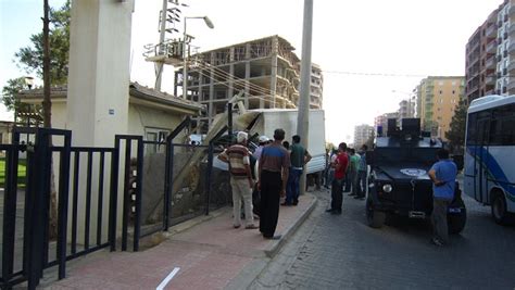 S­o­n­ ­d­a­k­i­k­a­ ­h­a­b­e­r­l­e­r­i­:­ ­M­a­r­d­i­n­ ­K­ı­z­ı­l­t­e­p­e­­d­e­ ­A­s­k­e­r­l­i­k­ ­ş­u­b­e­s­i­n­e­ ­b­o­m­b­a­l­ı­ ­a­r­a­ç­l­a­ ­s­a­l­d­ı­r­ı­